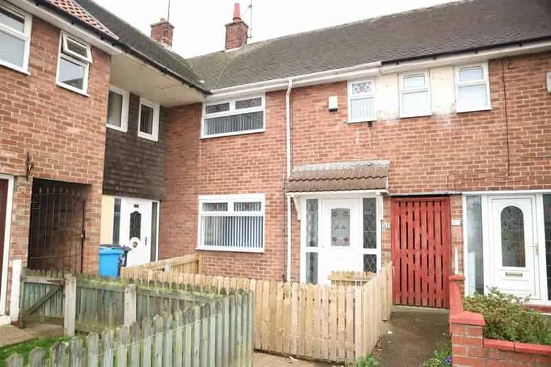 2 Bedroom House to Rent Modern Mid Terraced Property