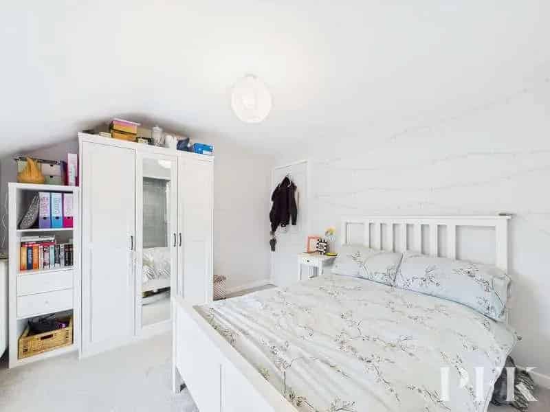 5 Bed Detached Family Home for Sale