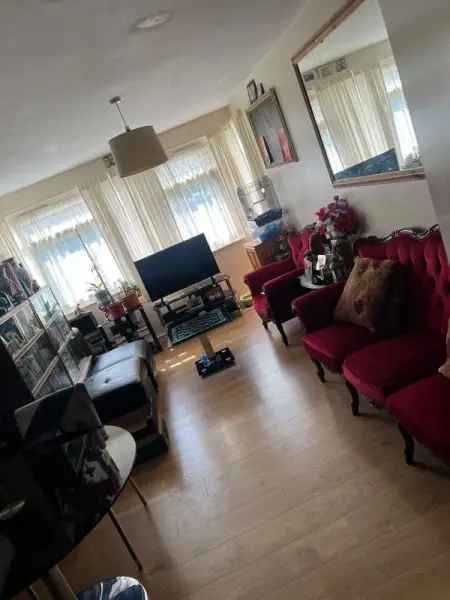 Flat For Rent in London, England