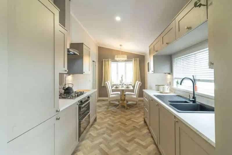 2 Bed Detached Park Home for Sale