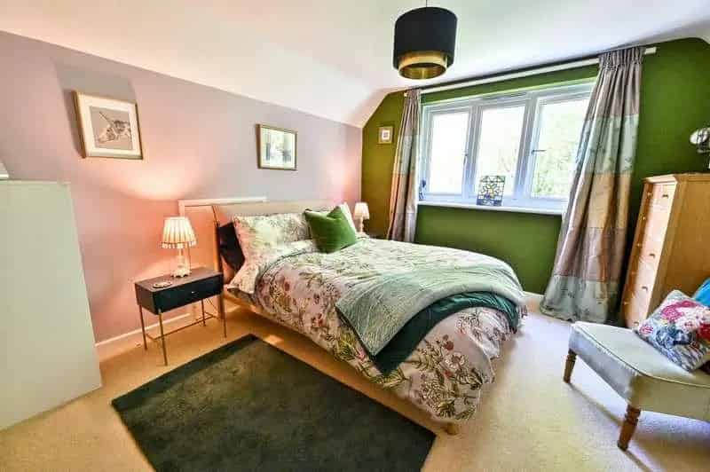 5 Bed Detached House for Sale in Wootton Staffordshire