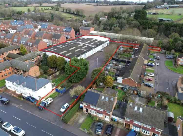 Freehold Industrial Unit with Yard Markyate Near M1 Motorway