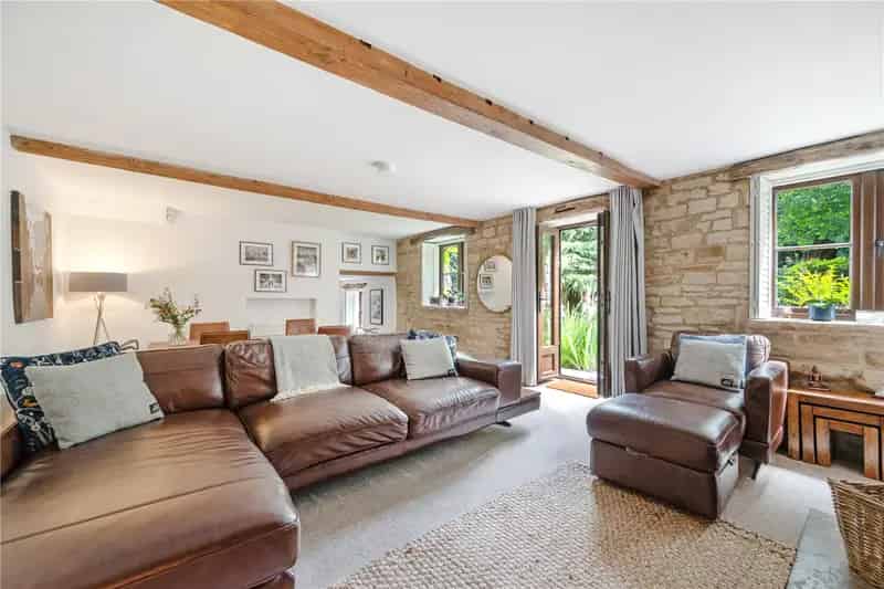 3 Bed Detached Cottage Kirkhamgate Historic Charm Modern Luxury