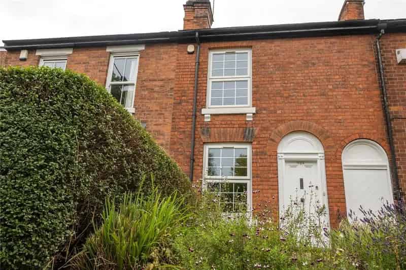 2 Bedroom Victorian Terrace House for Sale