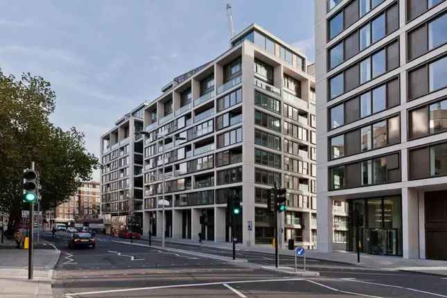 Flat for sale in Kensington High Street, Chelsea W14