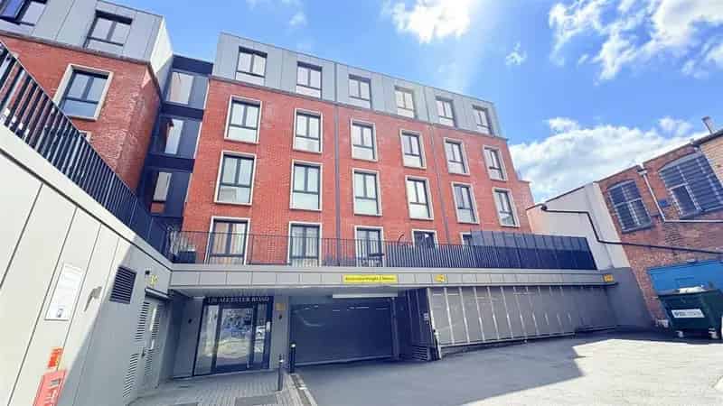 2 Bedroom Apartment for Sale in Moseley Village