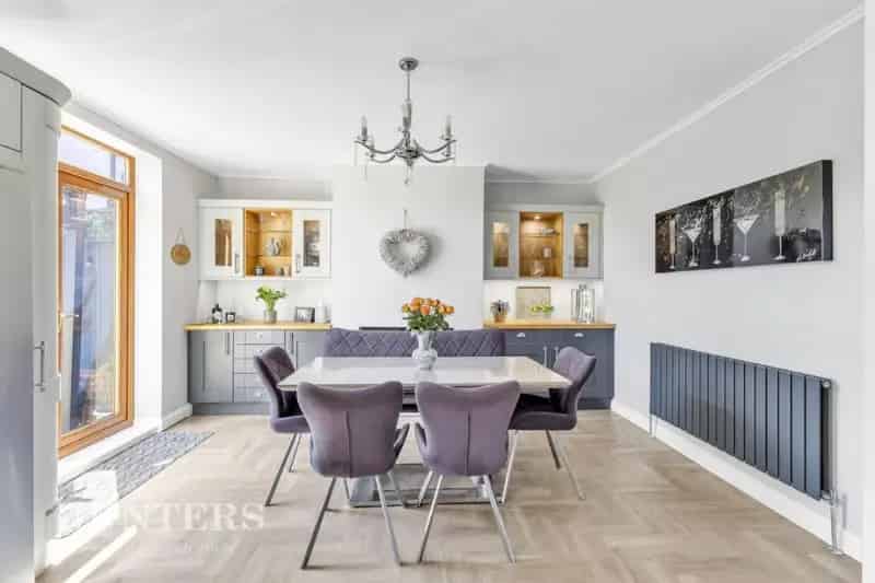 3 Bed End Terrace House for Sale - Stylish Spacious Living