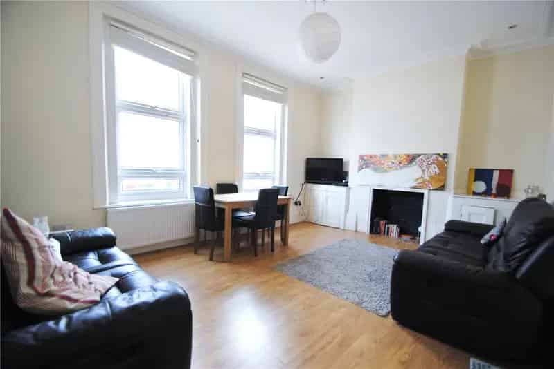 2 Bedroom Maisonette Camden Town Garden Flat July 2024
