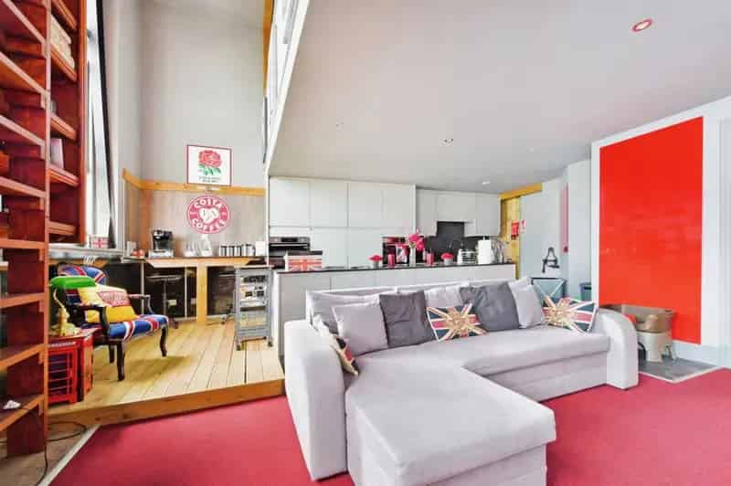 Chain Free Two-Bedroom Duplex Apartment near Plymouth City Centre