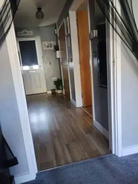 Mid Terrace House Exchange for Bungalow in Hythe or Cheriton