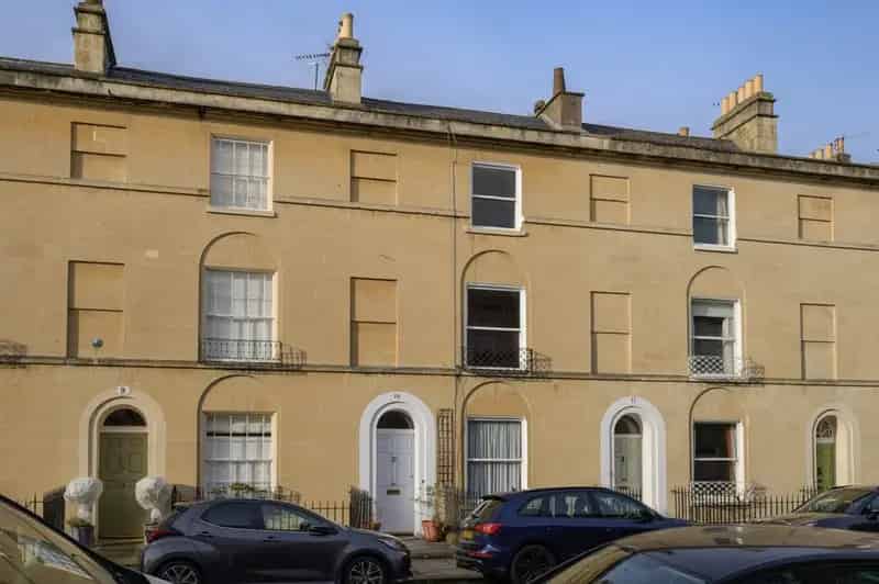 3 bedroom house in Combe Down
