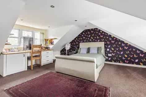 6 Bedroom House Southampton 67m2 Family Home