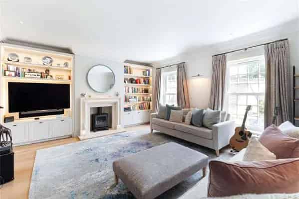Neo Georgian Home in Lynden Gate  1700 sq ft Refurbished
