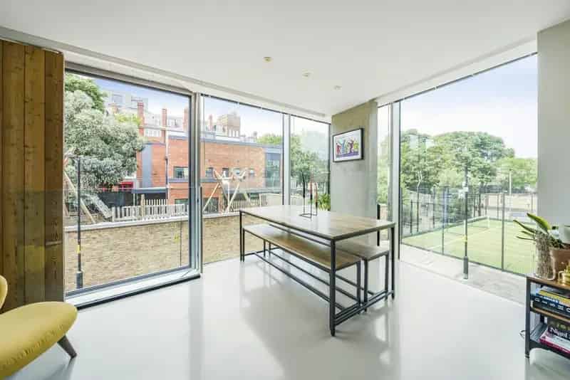 2 Bedroom 2 Bathroom Apartment with Underground Parking