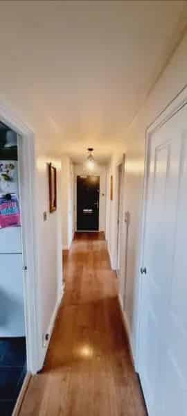 Spacious 3-Bedroom Flat Near Elizabeth Line