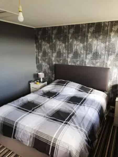 1 Bed Flat Near Romford Station - Renovation Opportunity