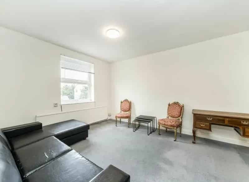 Two Double Bedroom Apartment near Ealing Common