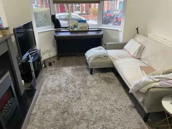 House For Rent in Manchester, England