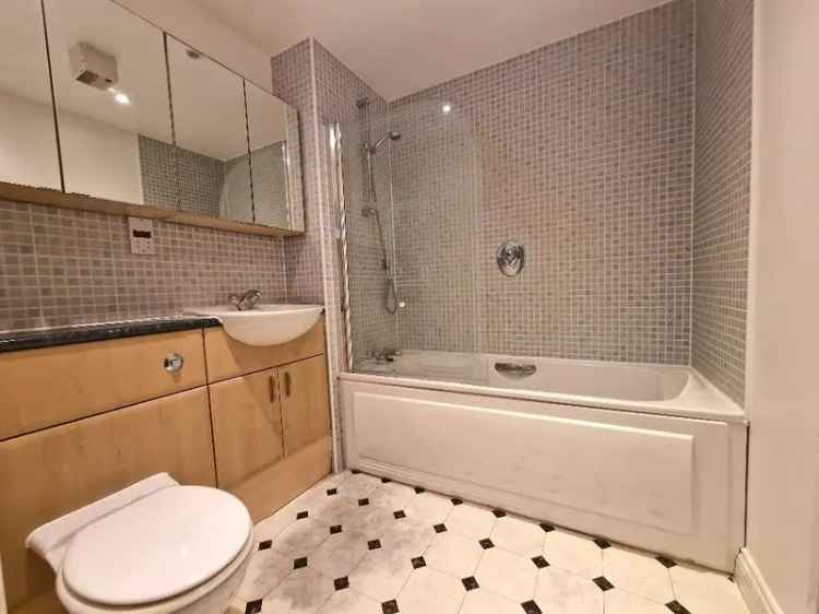 1 Bedroom Flat House to Rent Spacious Apartment with Parking