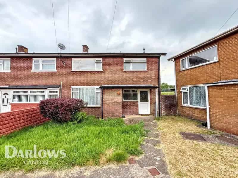 3 Bedroom End Terrace House for Sale