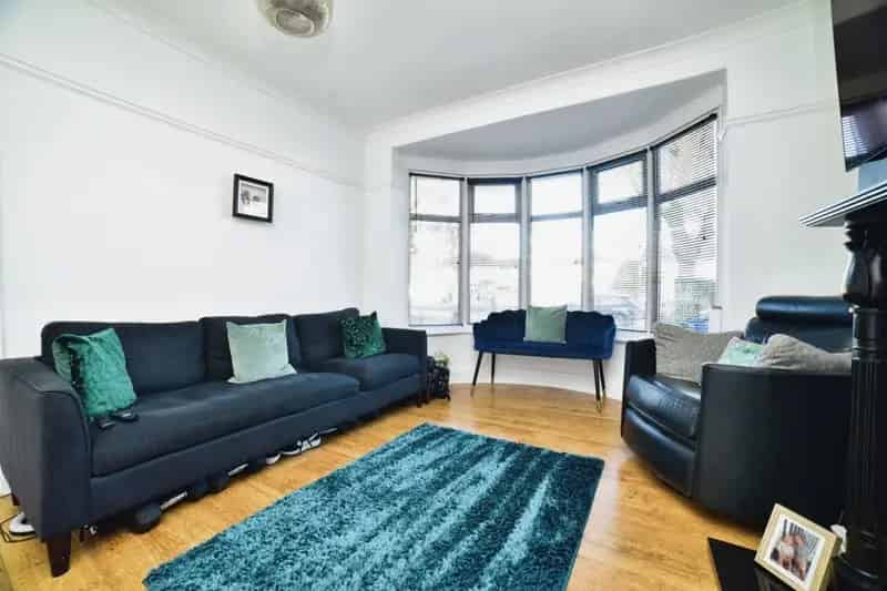 Stunning 3-Bed Home in Willerby