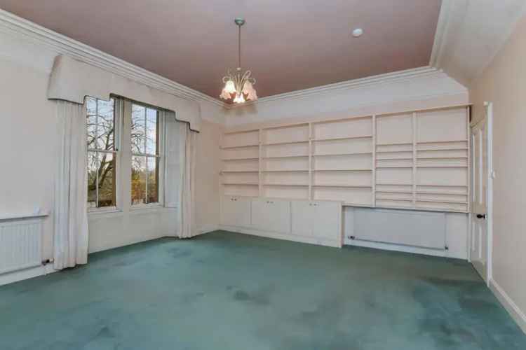 2 Bedroom Flat For Sale Large Rooms Gas Central Heating