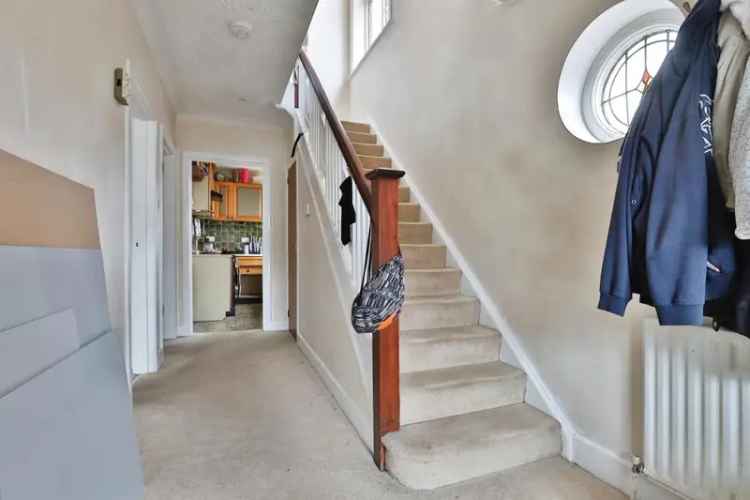 3 Bedroom Detached House Southbourne Grove