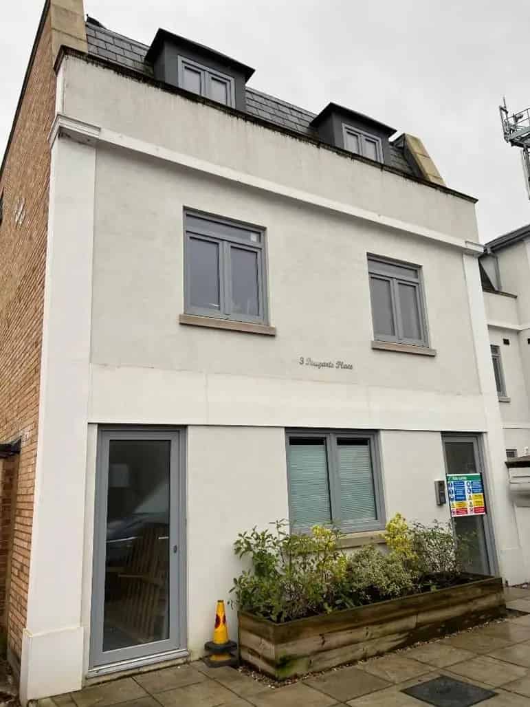Modern Office Building near Twickenham Green