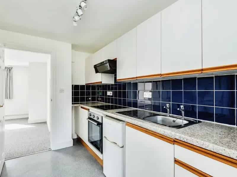 One Bedroom Apartment with Parking and Garden Oxford