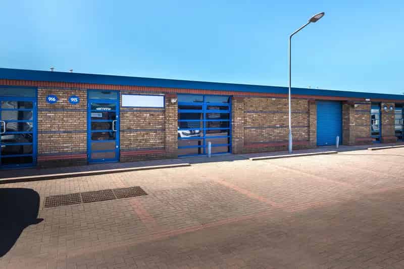 Industrial Warehouse for Lease Slough Trading Estate