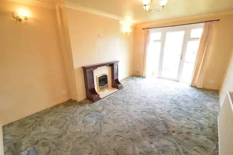2 Bedroom House For Sale Near Schools and Transport