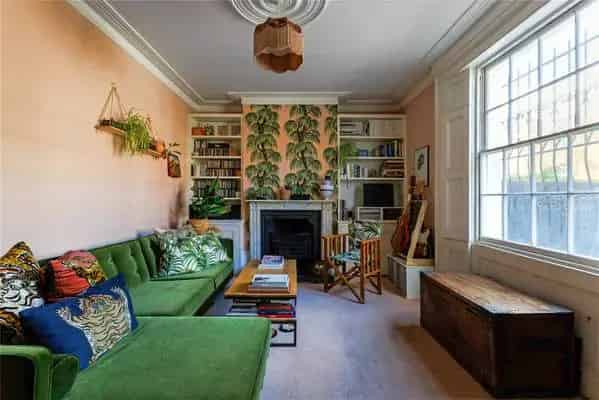 Georgian Grade II Listed Family Home with Garden and Home Office