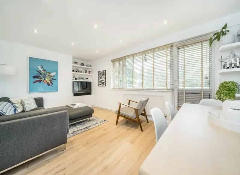 Second Floor Split Level Apartment with Large Balcony and Garden Views
