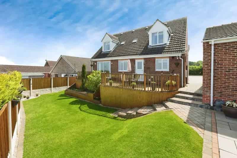 4 Bedroom Detached House Inkersall Derbyshire