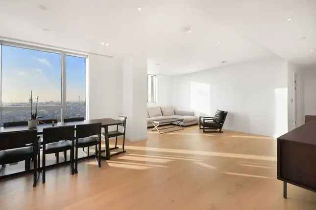 Luxury 2-Bed Flat City Road London EC1V 1300 sq ft