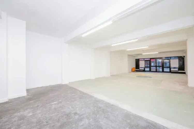 Commercial Unit & 2-Bed Apartment Great Yarmouth