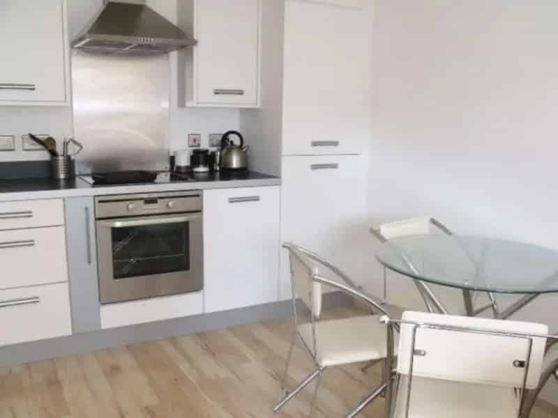2 Bedroom Apartment House to Rent in Manchester