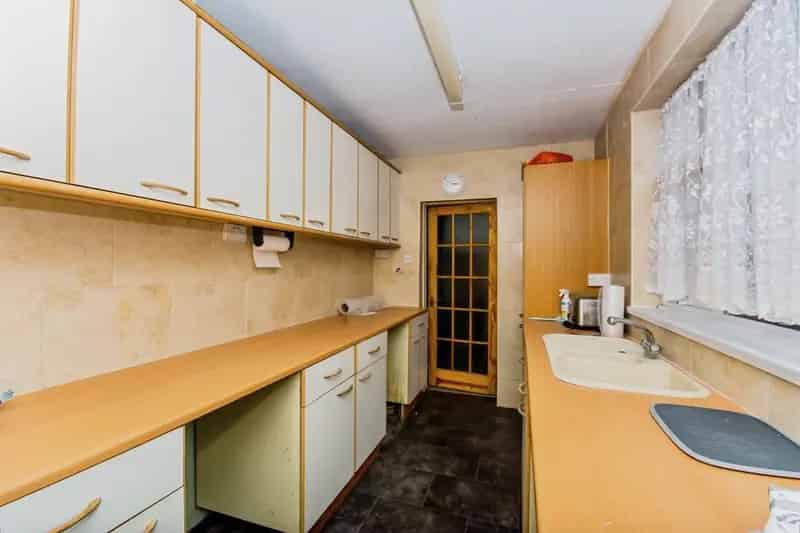 Three Bedroom House Near Boston