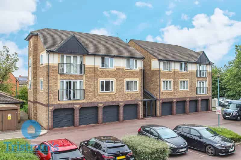 2 Bedroom Apartment House to Rent