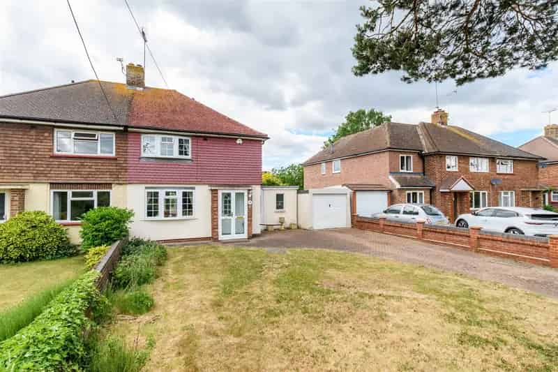 2 Bedroom Semi-Detached House for Sale