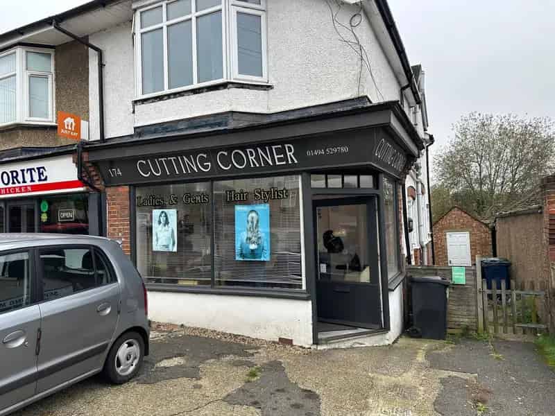 Small Shop to Let Totteridge Road High Wycombe
