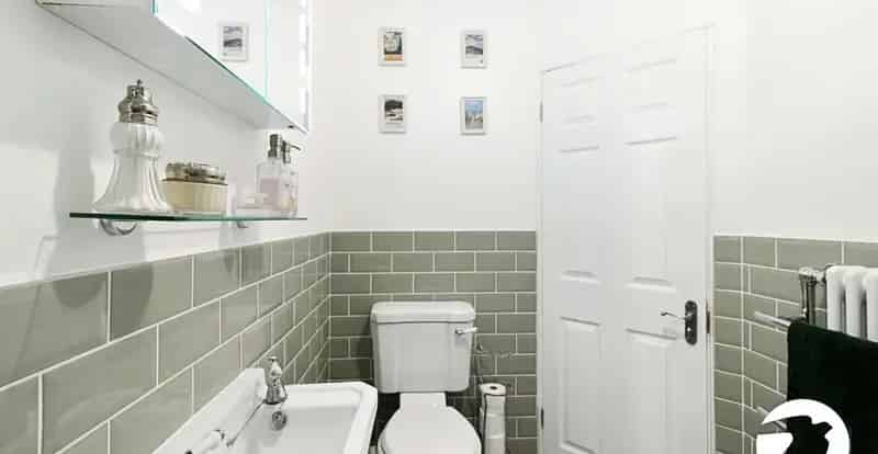 2 Bedroom Period Conversion Flat for Sale