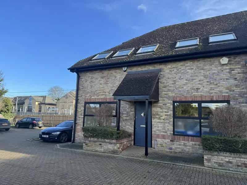 Great Shelford Office Building 4 Parking Spaces Air Conditioning
