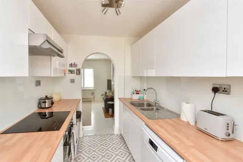 2 Bedroom Terraced House for Sale Near Seafront
