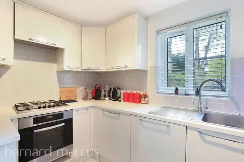 Flat For Rent , London, England