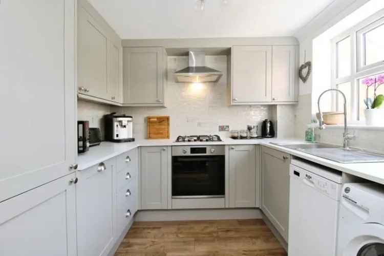 2 Bedroom House For Sale Modern Kitchen Garden Garage Parking