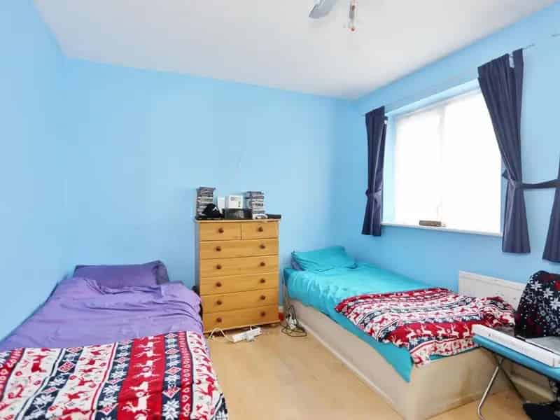 3 Bed House for Sale in Swanscombe, Kent
