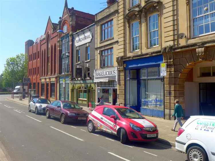 2 Bedroom Apartment Bristol - Available July 3rd 2025