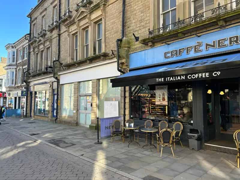 Retail Unit To Let In Buxton Town Centre