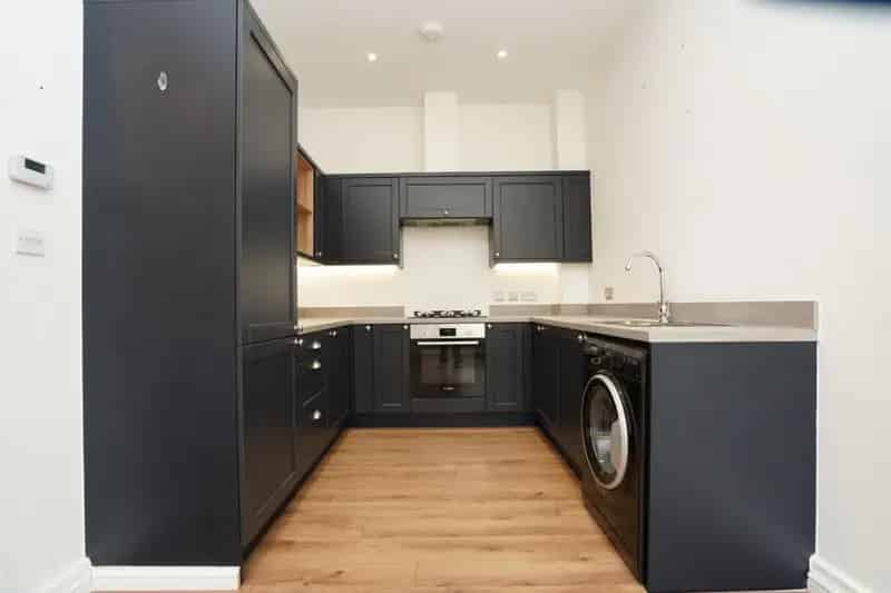 2 Bedroom House For Sale 614 SQ FT
